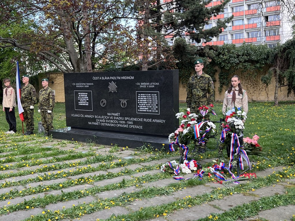 80 let od osvobození Opavy: Piráti uctili památku padlých a připomněli si cenu svobody